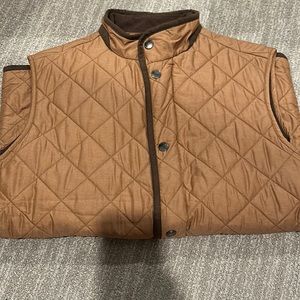 Peter Millar men’s vest. Size: Small. Worn once.